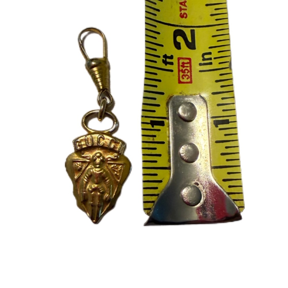 Vintage Gucci Gold Tone Metal Knight Crest Shield Zipper Pull Charm - Picture 5 of 5